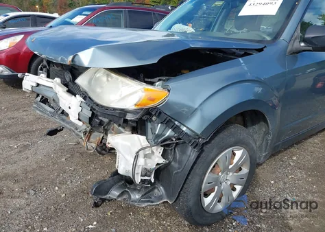 2009 Subaru Forester 2.5X из США, поврежденный, VIN JF2SH61609H725220